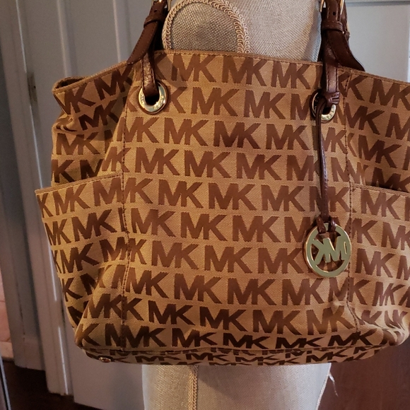 Michael Kors Handbags - Tote